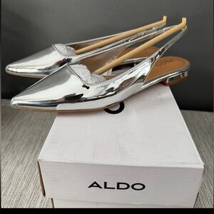 Aldo Women's Shiny Silver Slingback pumps shoes Loafers size 6